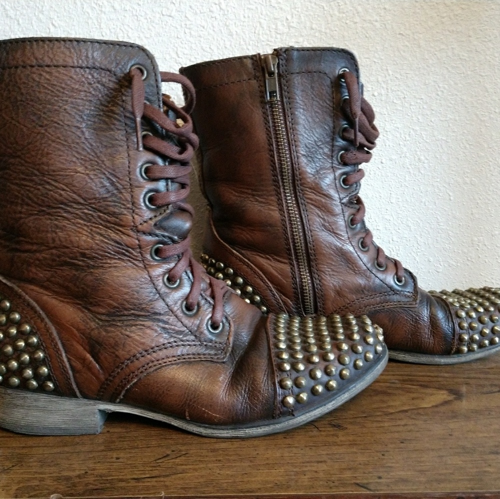 Steve Madden Studded Leather Combats